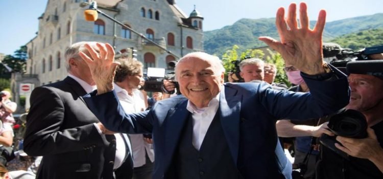 Blatter y Platini son absueltos por juez suizo Blatter y Platini son absueltos por juez suizo