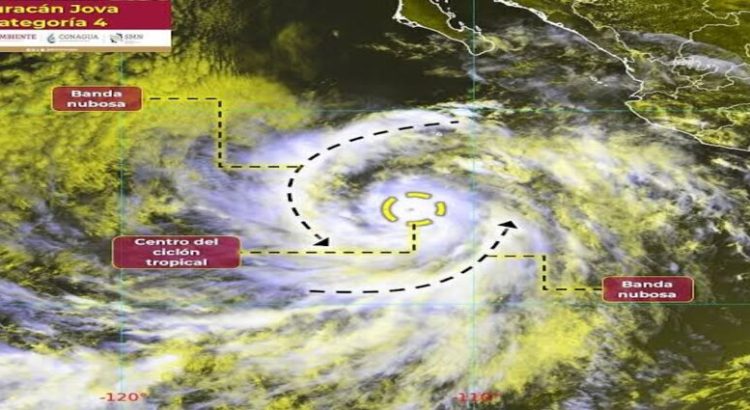 Jova se intensifica a huracán categoría 4 en Michoacán