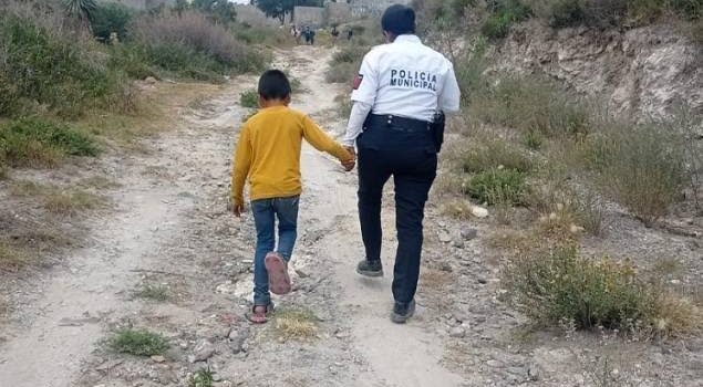 Hombre muere arrollado por el tren en Michoacán