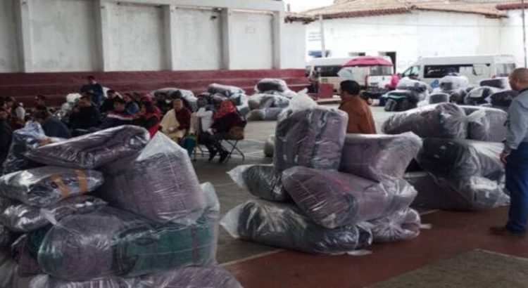 DIF Michoacán entrega más de 5 mil cobijas para 31 comunidades