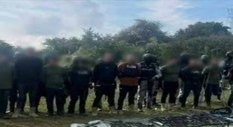 Capturan en Michoacán a 13 presuntos integrantes del CJNG