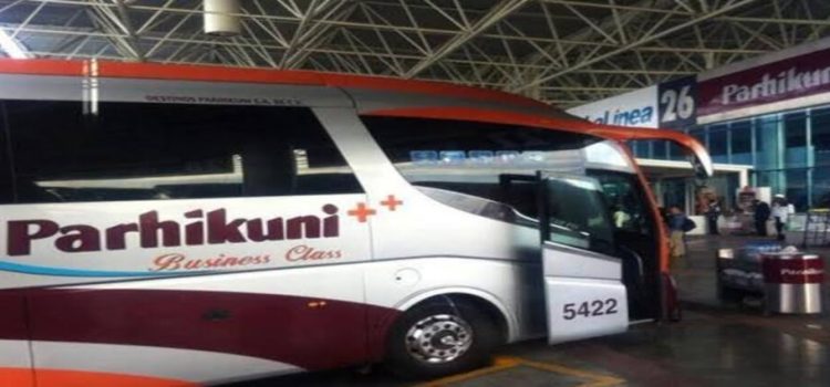 Detienen a chofer de autobuses Parikuni por manejar alcoholizado en Michoacán