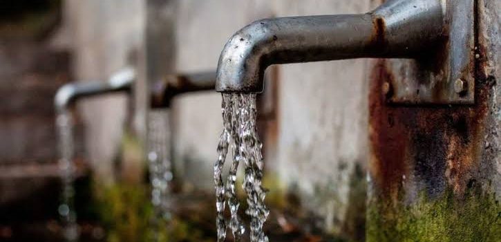 Enfrentan 86 colonias en Morelia déficit en servicio de agua potable