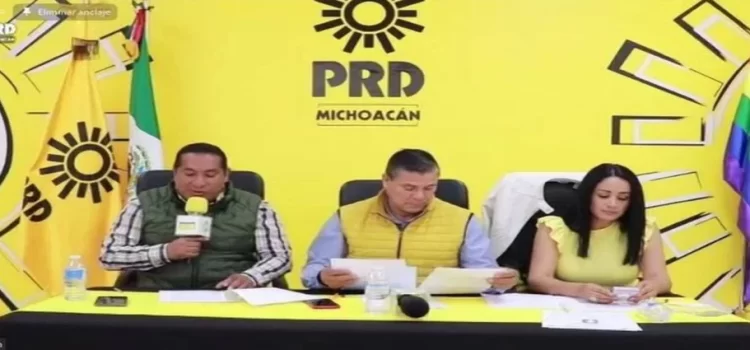 Se bajan 3 precandidatos del PRD en Michoacán por inseguridad