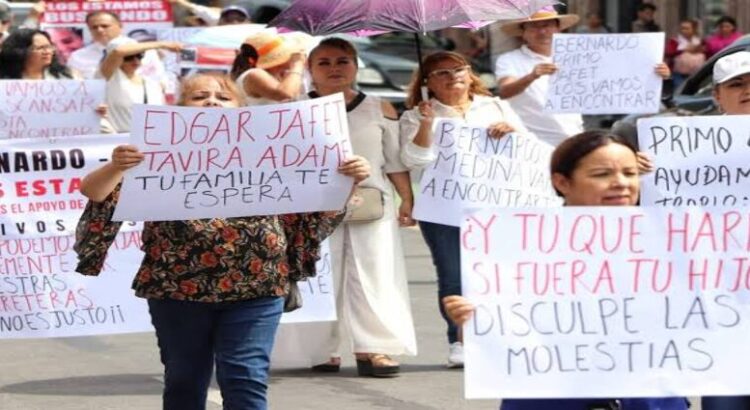 Realizan marcha por personas desaparecidas en Michoacán