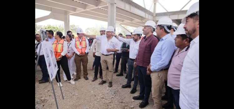 Supervisan Zoé Robledo y Ramírez Bedolla avance de hospital en Michoacán