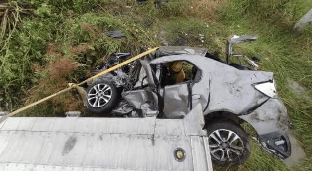 Accidente carretero afuera de Aeropuerto de Morelia deja un muerto