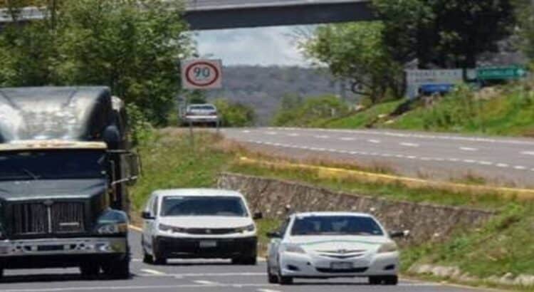 Existe déficit de conductores de unidades grandes en Michoacán