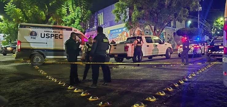 Asesinan a un joven de 20 años mientras paseaba a su perro en Morelia