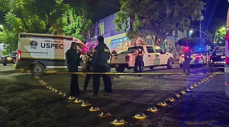 Asesinan a un joven de 20 años mientras paseaba a su perro en Morelia