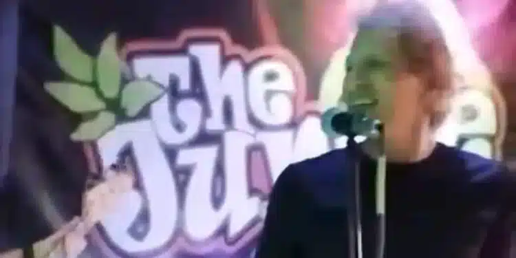 Bon Jovi sorprende con inesperado «palomazo» en bar de Cabo San Lucas