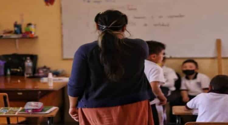 Reconocen que 50 profesores cobran sin trabajar en Michoacán
