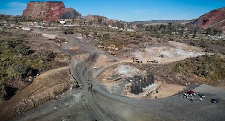 Gobierno estatal construye segundo anillo periférico de Morelia Gobierno estatal construye segundo anillo periférico de Morelia