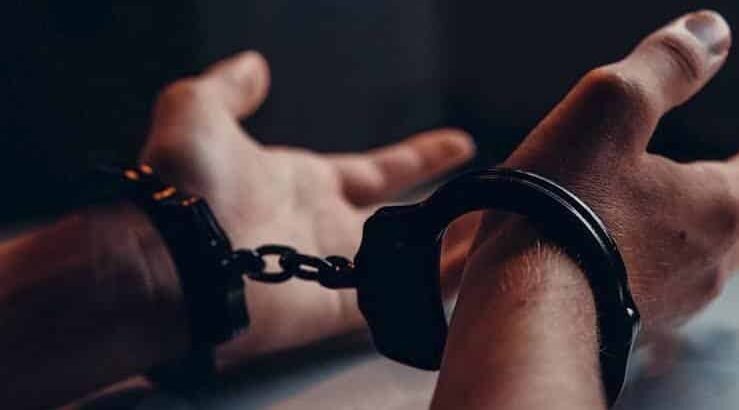 Detienen a supuesto implicado en feminicidio de maestra, en Morelia