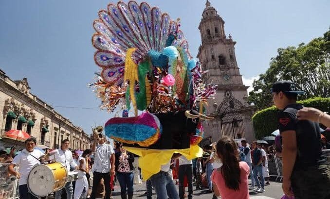 Participarán 80 toritos de petate en carnaval en Morelia