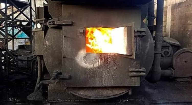 Incineran toneladas de drogas y precursores químicos en Michoacán