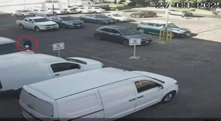 Roban camioneta a diputado de Michoacán en sólo 30 segundos