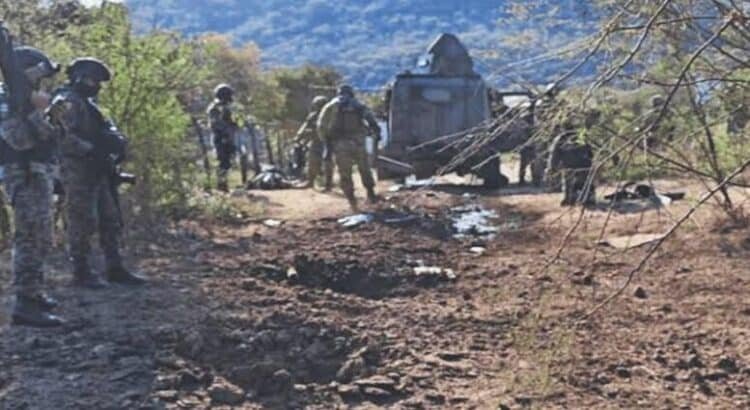 Señor de 50 años muere camino al trabajo por pisar una mina en Michoacán
