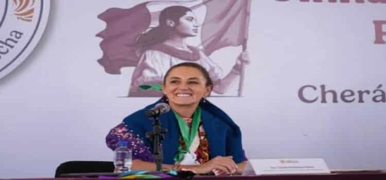 Sheinbaum anuncia programa nacional de estufas eficientes de leña