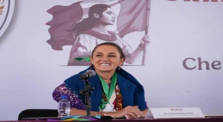 Sheinbaum anuncia programa nacional de estufas eficientes de leña