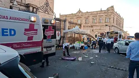 Dos mujeres son embestidas en el centro de Morelia