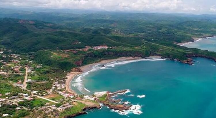 Playas de Michoacán, limpias y listas para recibir turistas esta Semana Santa