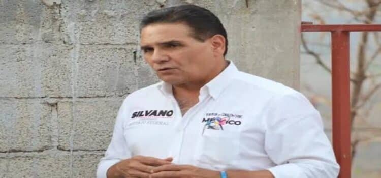 FGR busca revocar amparo de Silvano Aureoles por desvío de 3 mil mdp en Michoacán