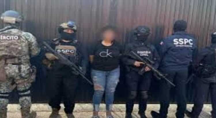 Liberan a “La Güera”, presunta operadora del CJNG en Michoacán