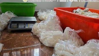 Tras enfrentamiento, detienen a 2 hombres y 800 kilos de drogas