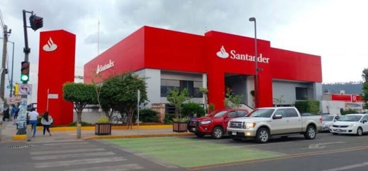 Asaltan en Morelia a cuentahabiente tras retirar cuantiosa suma de dinero en Morelia