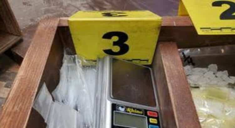 Caen 6 presuntos narcomenudistas en Morelia, Michoacán; aseguran más de 2 mil dosis de droga