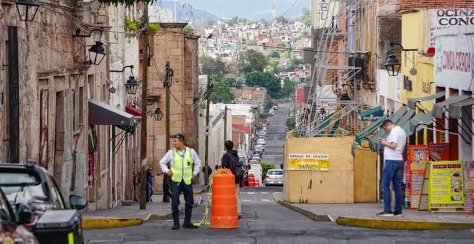 Fuga de gas en local del Centro de Morelia provoca cierre vial