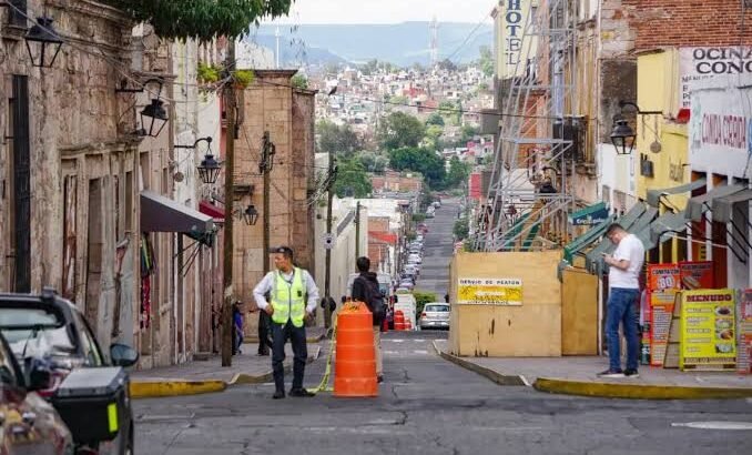 Fuga de gas en local del Centro de Morelia provoca cierre vial