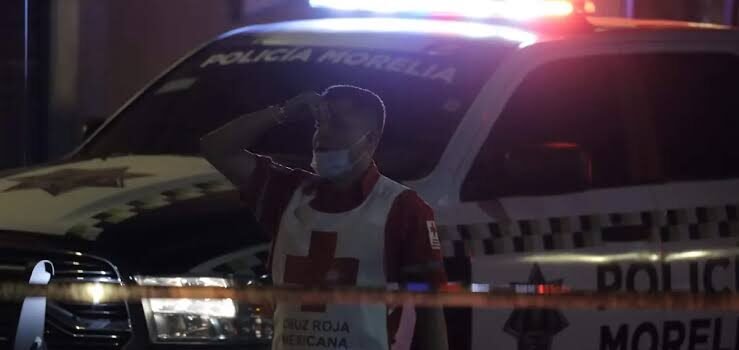 Volcadura en periférico de Morelia deja 3 personas muertas