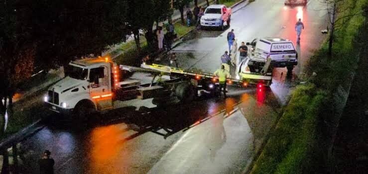 Volcadura en periférico de Morelia deja 3 personas muertas