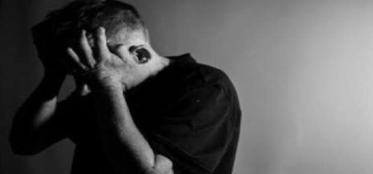 Michoacán registra 320 suicidios en 2024, con hombres como mayoría de víctimas