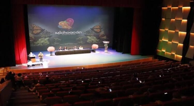 Michoacán recibe a más de 500 guías de turistas de 8 países y 20 estados