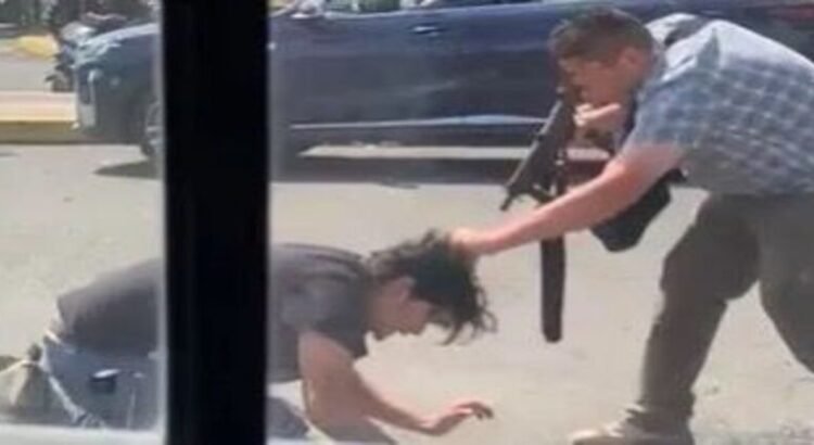 Hombre amenaza con arma larga a motociclista en calles de Morelia, Michoacán