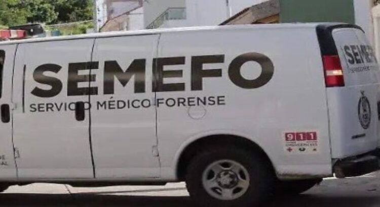 Mujer de Michoacán muere al caer de un tercer piso en Ixtapa