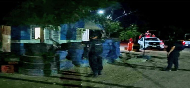 Asesinan a 2 policías y un civil en caseta de Buenavista Tomatlán, Michoacán