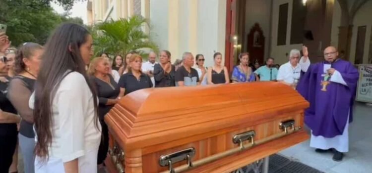 Despiden en Morelia al líder limonero Bernardo Bravo