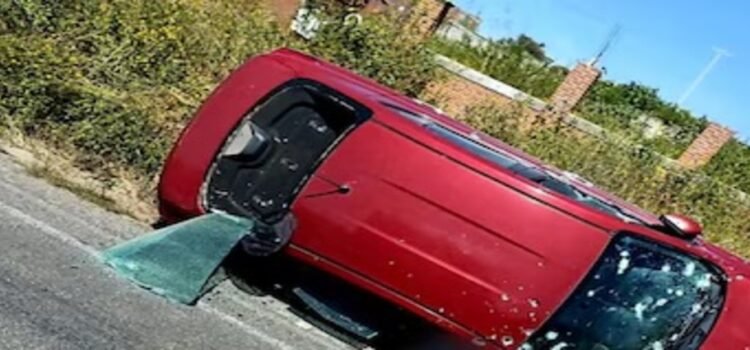 Asesinan al subdirector de la Policía de Indaparapeo, Michoacán Asesinan al subdirector de la Policía de Indaparapeo, Michoacán