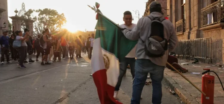 Vinculan a proceso a joven por sabotaje tras marcha en Morelia