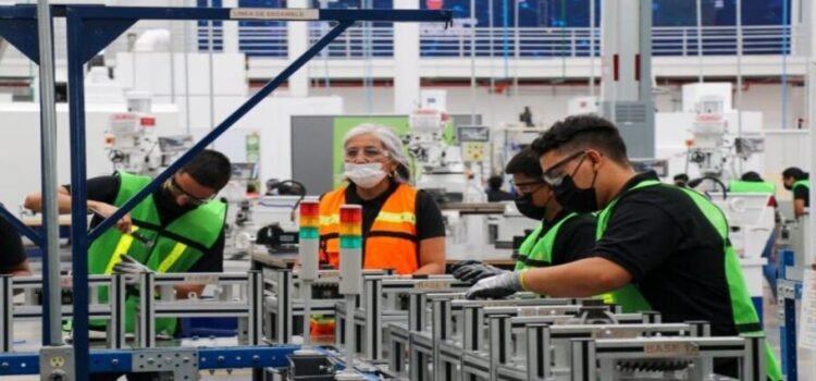 Michoacán logra cifra histórica de más de 500 mil empleos formales