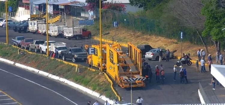 Gobierno de Michoacán acusa injerencias partidistas en bloqueos carreteros