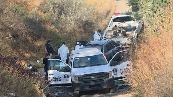 Asesinaron a tres personas y las dejaron al interior de una camioneta en Morelia