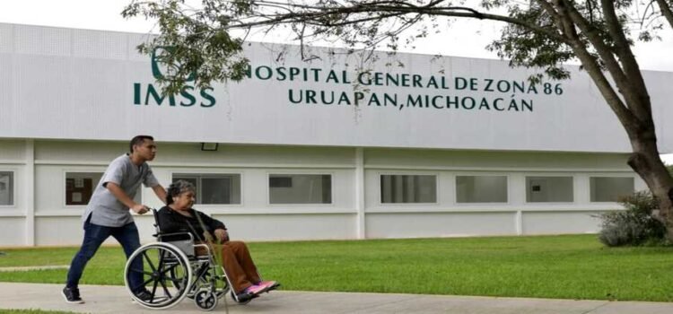IMSS asigna 300 plazas para fortalecer hospitales en Michoacán